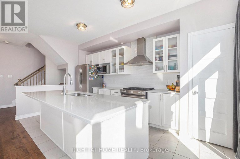 29007749/116-yellowcress-way/avalon-west/ottawa/ontario/K4A1C2_13