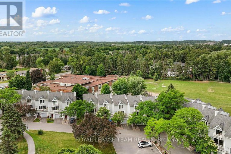 28557044/14-27-forsyth-lane/crystal-beach/ottawa/ontario/K2H9H2_42