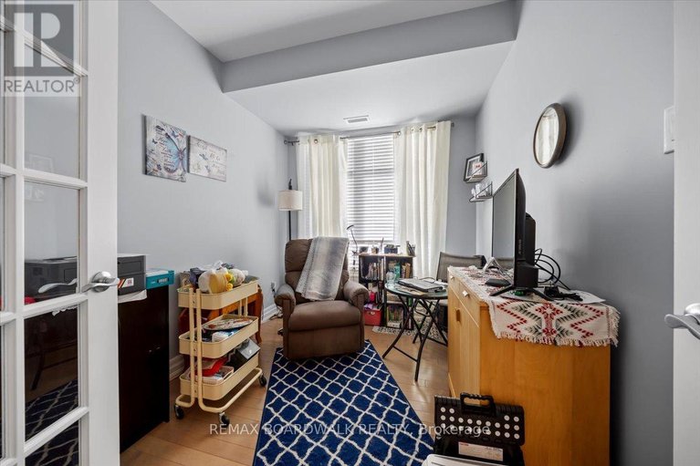 29538012/b102-210-janka-private/emerald-meadowstrailwest/ottawa/ontario/K2V0E6_22