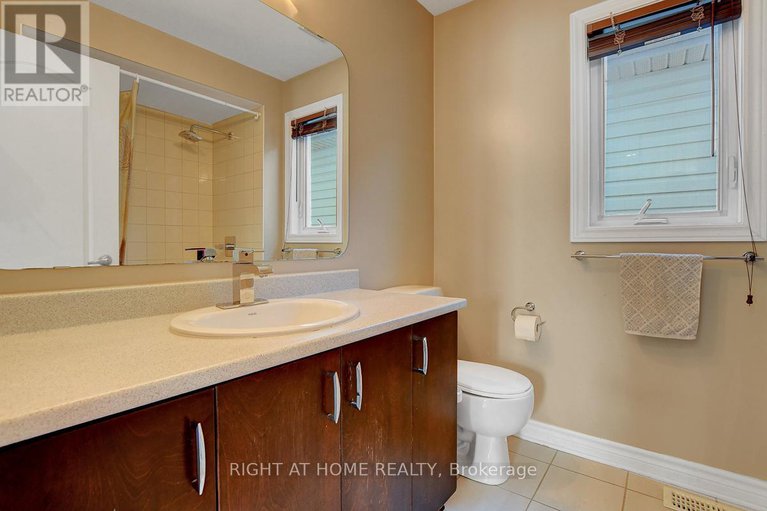 28116304/554-barrick-hill-road/emerald-meadowstrailwest/ottawa/ontario/K2M0B4_21