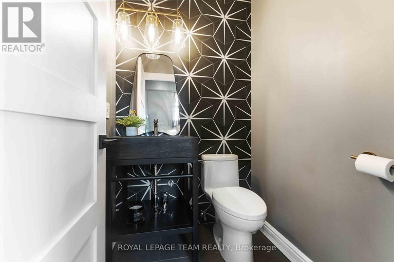 29060965/1466-rhea-place/cedardale/ottawa/ontario/K1V1H1_18