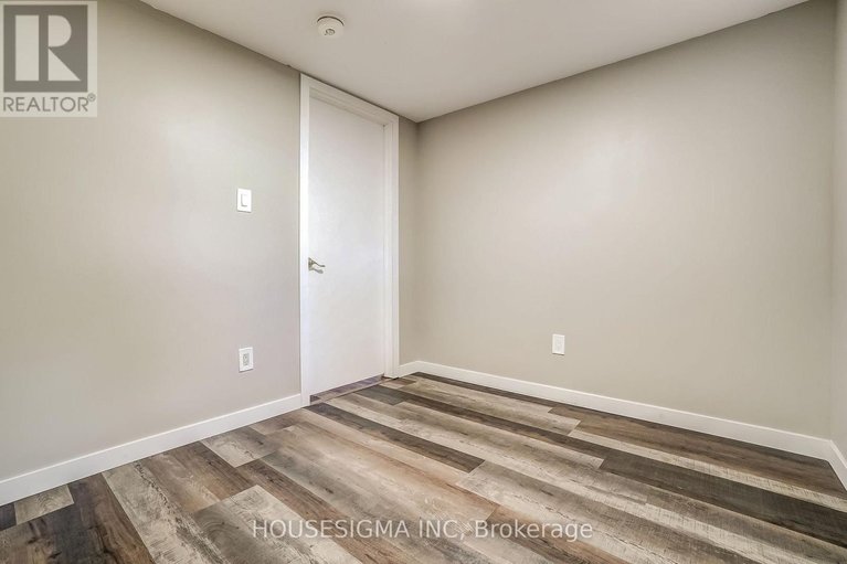 29056131/2335-harding-road/elmvale-acresurbandale/ottawa/ontario/K1G3B7_33