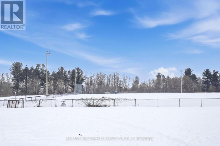 29544929/408-99-st-moritz-trail/embrun/russell/ontario/K0A1W0_29