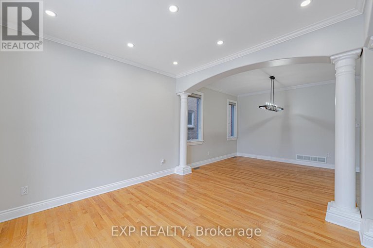 29139967/11-wellsmere-court/rideau-heightsrideau-river/ottawa/ontario/K2E8C2_11