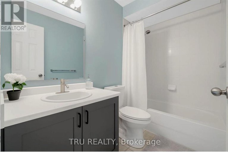 29061221/102-southpointe-avenue/longfields/ottawa/ontario/K2J4T5_13