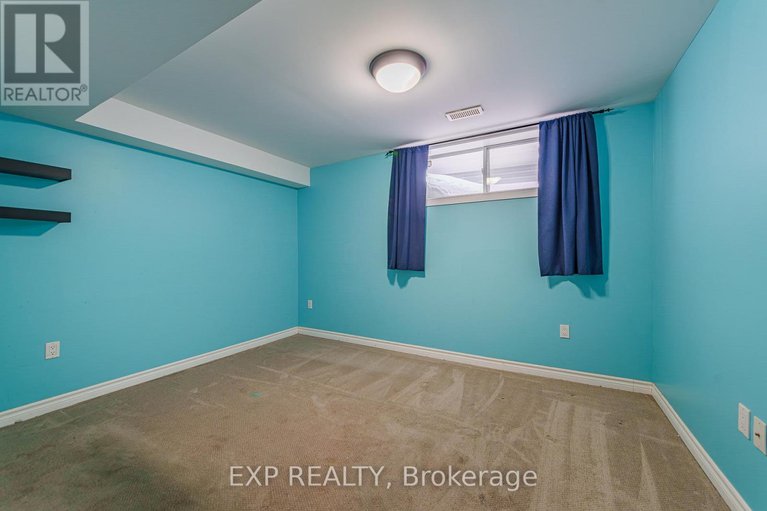 29419104/77-berrigan-drive/longfields/ottawa/ontario/K2J4V6_36