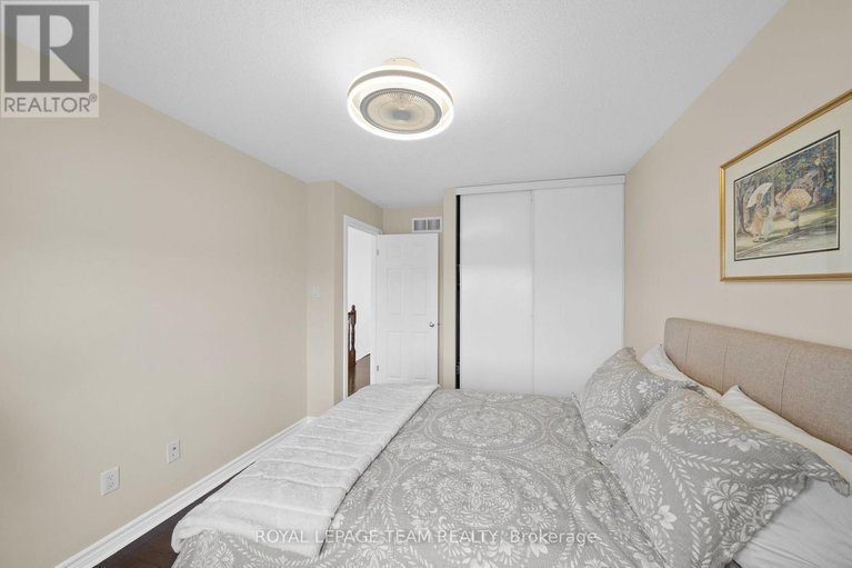 29621375/766-paul-metivier-drive/strandherd/ottawa/ontario/K2J3G4_35