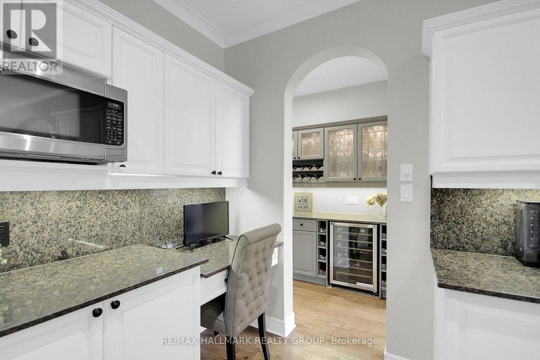 28792098/13-beechgrove-gardens/stittsville-south/ottawa/ontario/K2S1W5_23