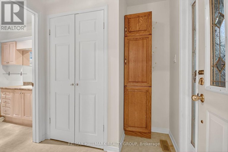 29033403/2042-tilson-street/elmvale-acres/ottawa/ontario/K1G2M7_25