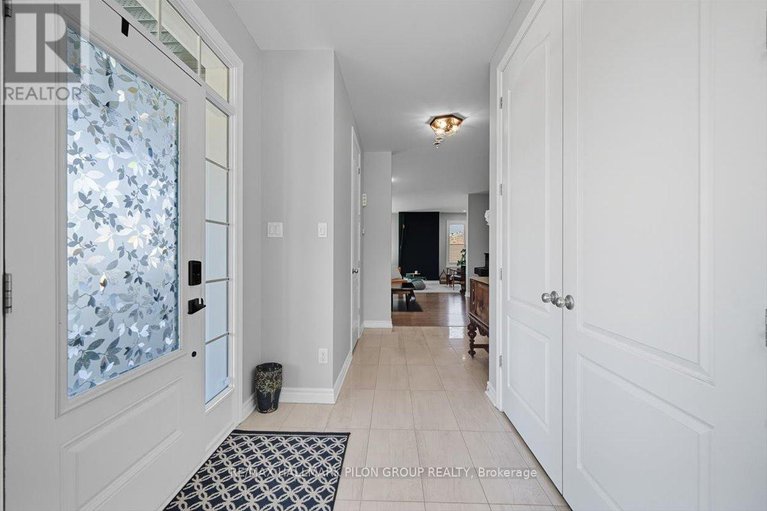 28956956/200-enclave-walk/mer-bleuebradley-estatesanderson-park/ottawa/ontario/K1W0J4_17