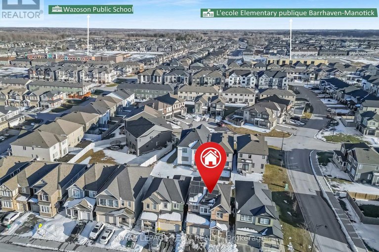 29516252/335-rue-des-soldats-riendeau-street/half-moon-bay/ottawa/ontario/K2J6H4_31