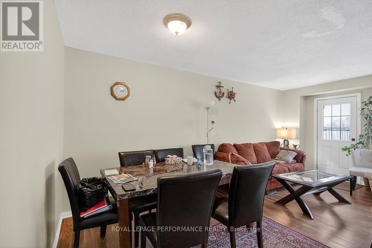 29395865/9-3064-olympic-way/blossom-parkleitrim/ottawa/ontario/K1T1Y6_5