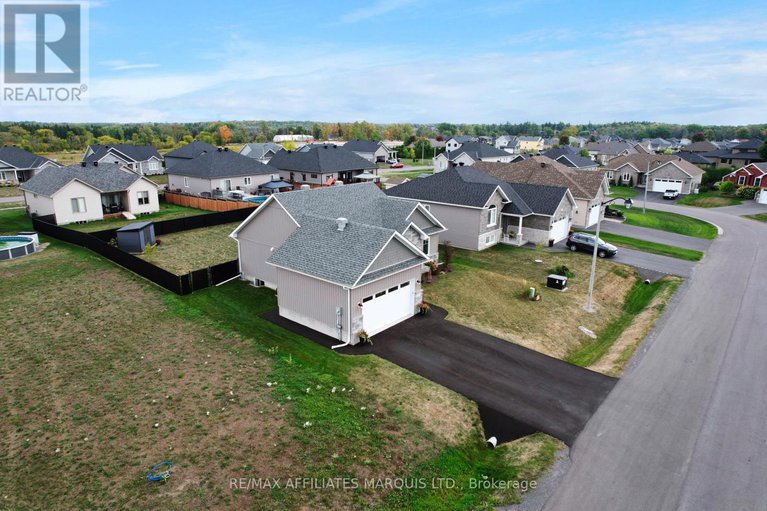 28887595/31-hilda-street/long-sault/south-stormont/ontario/K0C1P0_40