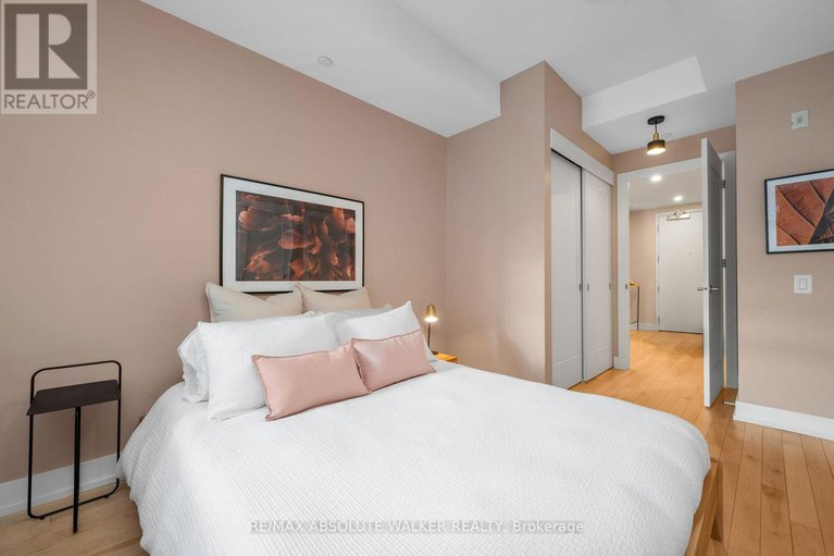 29397404/218-60-springhurst-avenue/ottawa-east/ottawa/ontario/K1S5V7_20