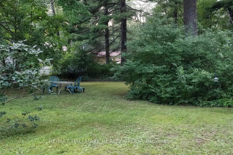 28045902/155-macmillan-lane/constance-bay/ottawa/ontario/K0A3M0_21