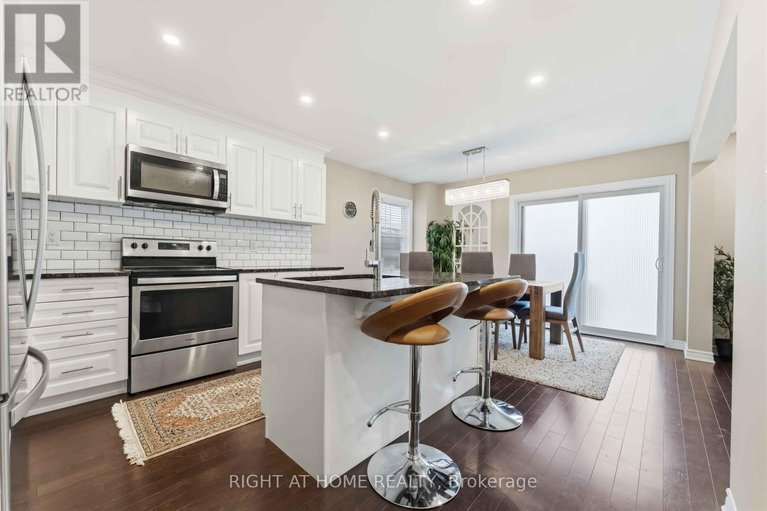 29467529/1001-rue-du-manege-street/stittsville-south/ottawa/ontario/K2S0Y7_5