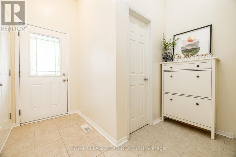 28974298/221-sorento-street/strandherd/ottawa/ontario/K2J0B5_3