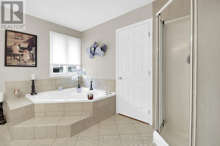 28655668/1721-carsonby-road-e/manotick-south-to-roger-stevens/ottawa/ontario/K0A2E0_33
