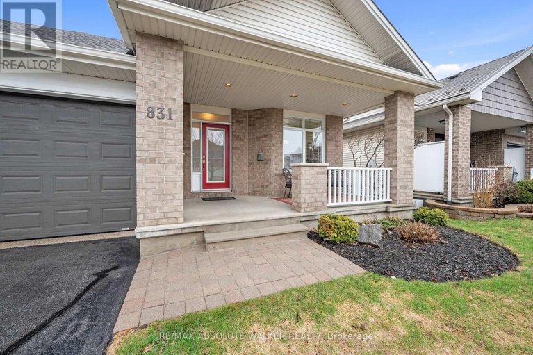 29633386/831-scala-avenue/notting-hillsummerside/ottawa/ontario/K4A4M2_3