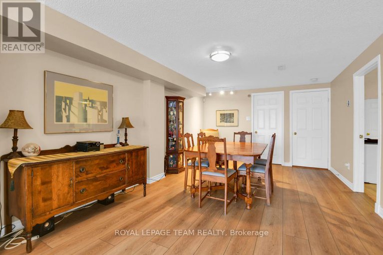 28598951/1581-belleterre-street/orleanssunridge/ottawa/ontario/K1C7N5_23