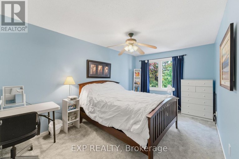 28982372/73-1900-marquis-avenue/beaconwood/ottawa/ontario/K1J8J2_28