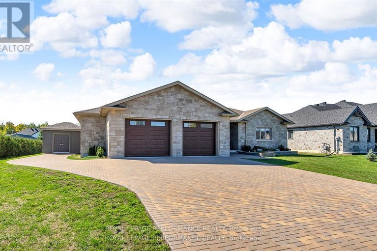 29462956/55-dale-street/long-sault/south-stormont/ontario/K0C1M0_2