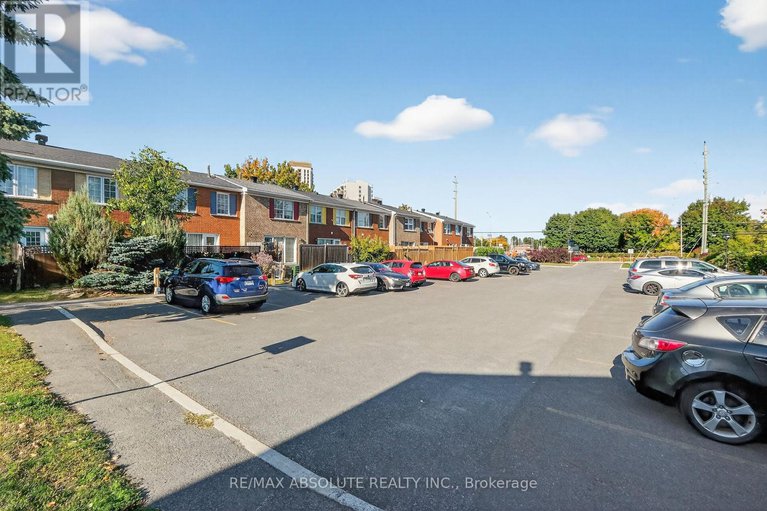 29177024/2628-baseline-road/leslie-park/ottawa/ontario/K2H7B4_40