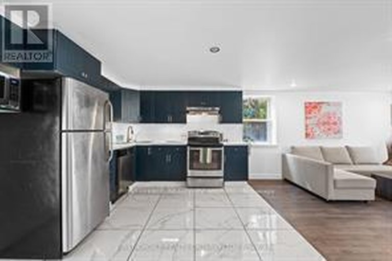 29626971/10-campbell-reid-court/rural-kanata-central/ottawa/ontario/K2K1X7_5