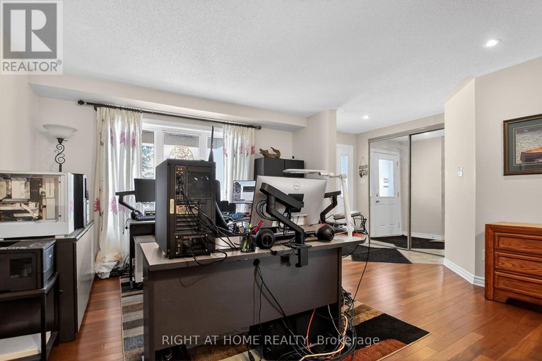 29325455/14-chamberlain-ave-suite-101/ottawa/ontario/K1S1V9_5