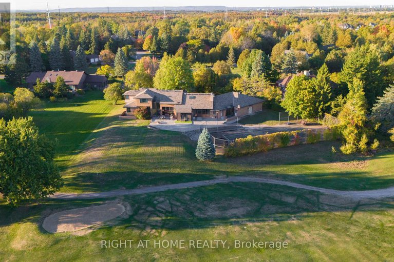 29001389/5-burnt-tree-court/cedar-hillorchard-estates/ottawa/ontario/K2R1B8_49