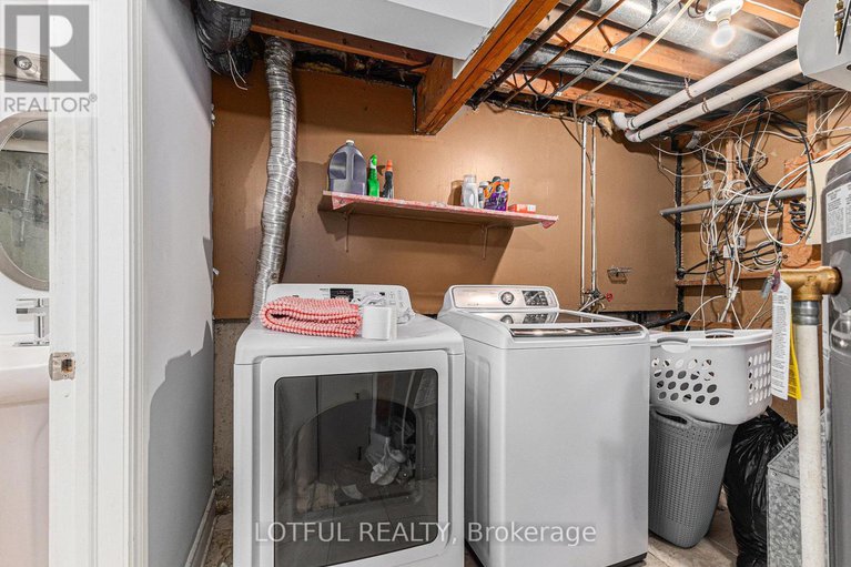 28448993/1134-alenmede-crescent/fairfield-heights/ottawa/ontario/K2B8H3_18