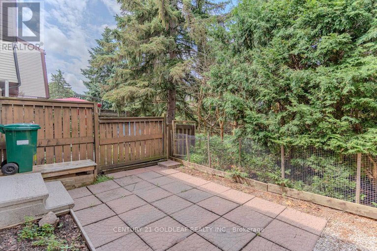 28602194/1342-cedarcroft-crescent/pineview/ottawa/ontario/K1B5C8_31