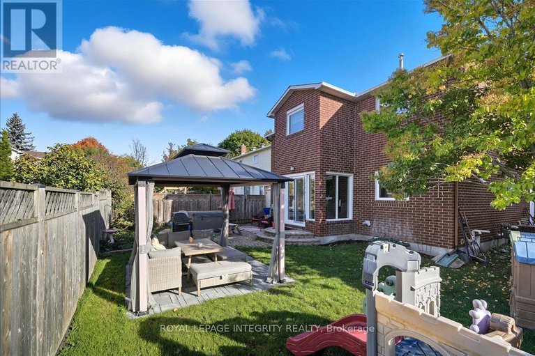 28978669/1406-bouton-dor-way/bilberry-creekqueenswood-heights/ottawa/ontario/K1E3L3_39