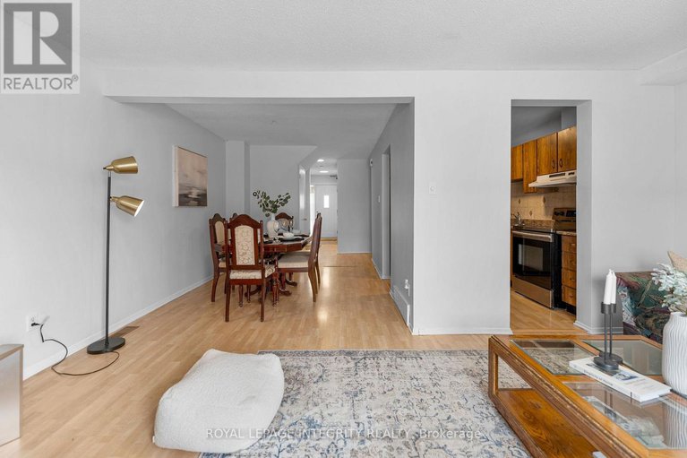 29398806/86-stokes-crescent/glencairnhazeldean/ottawa/ontario/K2L2Z4_10