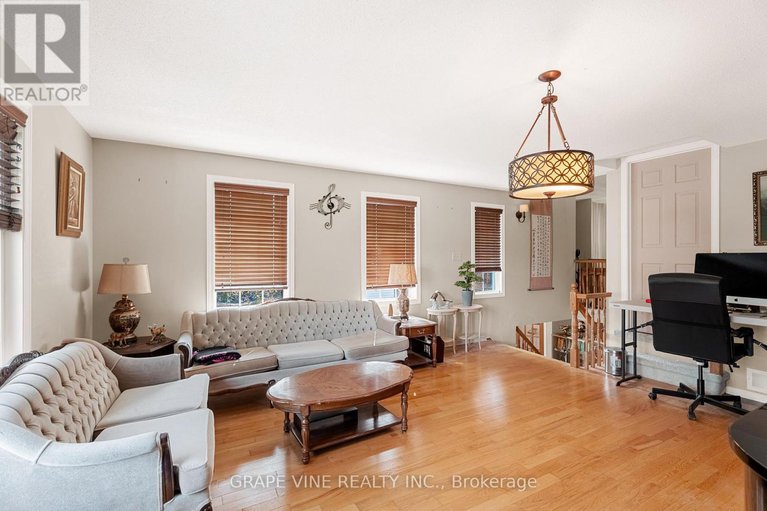 28434858/67-allenby-road/morgans-grantsouth-march/ottawa/ontario/K2K2J8_10