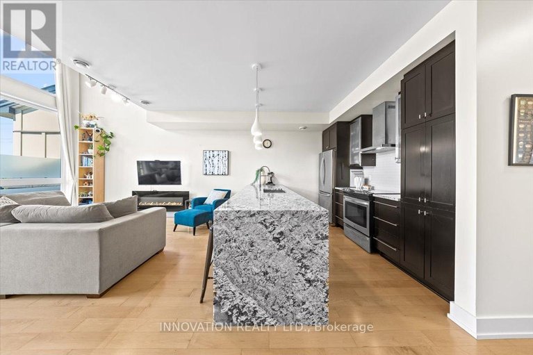 29278384/606-brian-good-avenue/riverside-southgloucester-glen/ottawa/ontario/K4M0G7_17