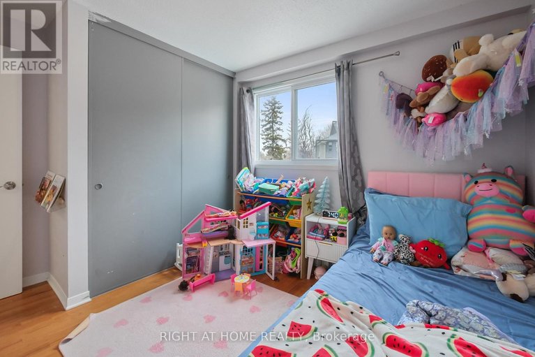 29540054/11-898-elmsmere-road/beacon-hill-south/ottawa/ontario/K1J7T6_11