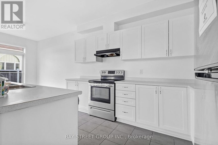 29031146/2130-winsome-terrace/fallingbrookgardenway-south/ottawa/ontario/K5A5N1_9