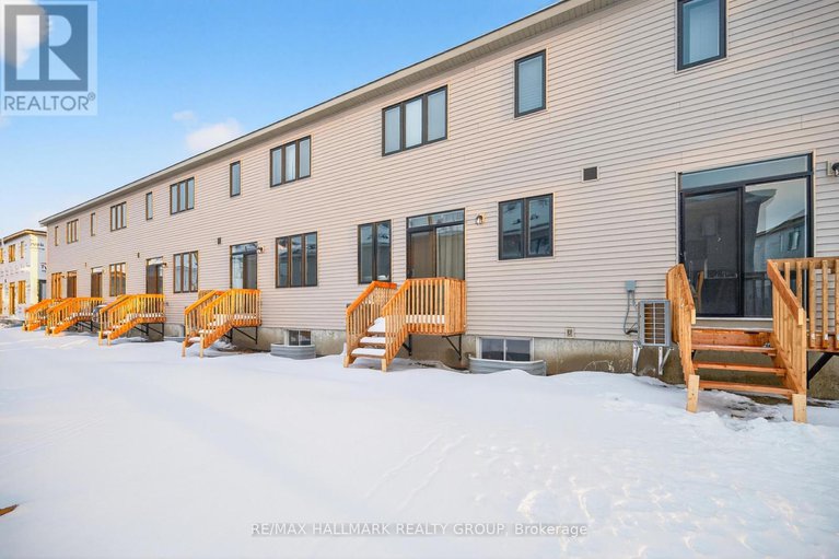 29298079/887-eileen-vollick-crescent/morgans-grantsouth-march/ottawa/ontario/K2W0M9_37