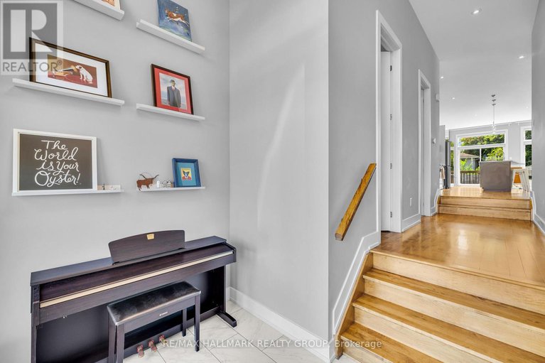 28838625/42b-young-street/west-centre-town/ottawa/ontario/K1S3H7_2