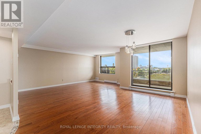 28892275/602-50-emmerson-avenue/mechanicsville/ottawa/ontario/K1Y4P7_7