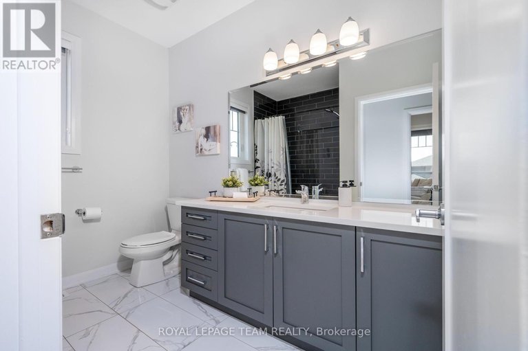 28850465/792-cappamore-drive/half-moon-bay/ottawa/ontario/K2J6V6_31