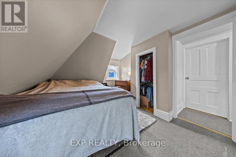 29246860/377-lisgar-avenue/renfrew/renfrew/ontario/K7V3N3_15