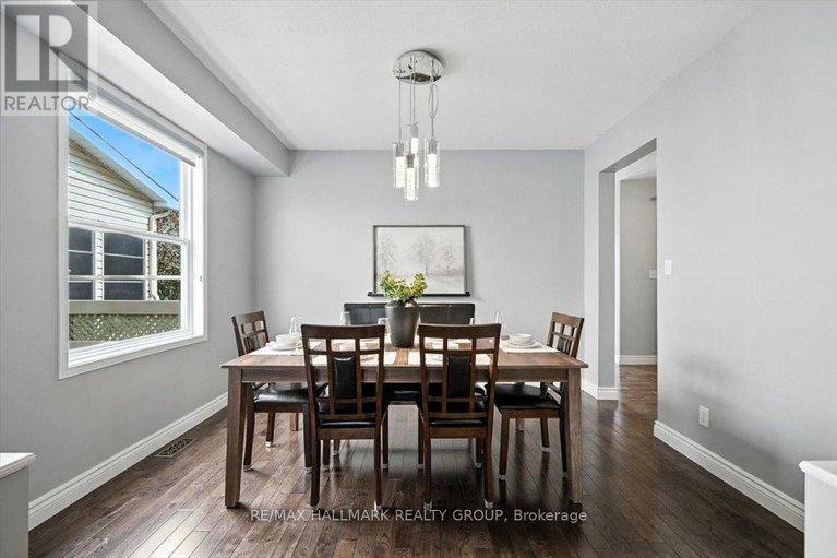 29031425/1026-fieldfair-way/notting-hillsummerside/ottawa/ontario/K4A0E2_9