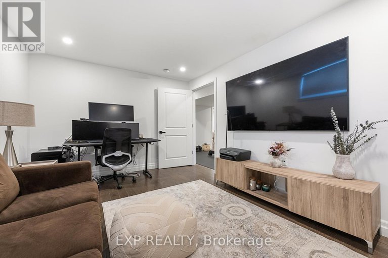 28231226/204-avro-circle/cfb-rockcliffe-and-area/ottawa/ontario/K1K4Y9_32
