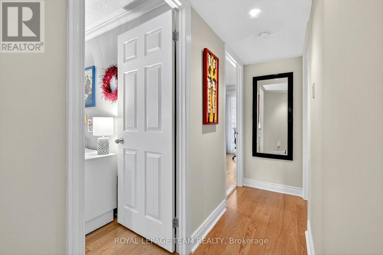 29088435/5-frank-street/ottawa-centregolden-triangle/ottawa/ontario/K2P0W8_25