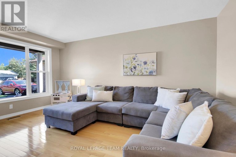 28874941/18-victor-street/stittsville-central/ottawa/ontario/K2S1H9_10
