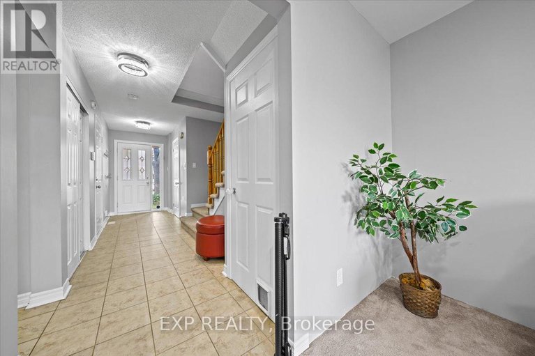 28594729/93-cedarock-drive/bridlewood/ottawa/ontario/K2M2H5_4