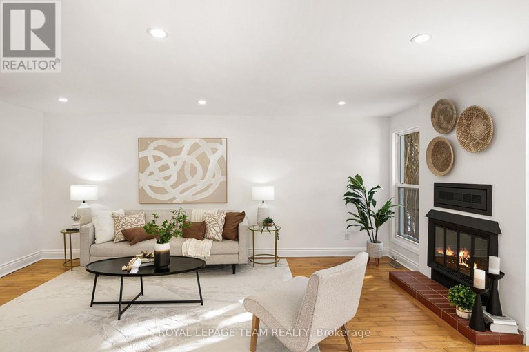 29367437/8-homestead-street/borden-farmstewart-farmcarleton-heightsparkwood-hills/ottawa/ontario/K2E7N8_9