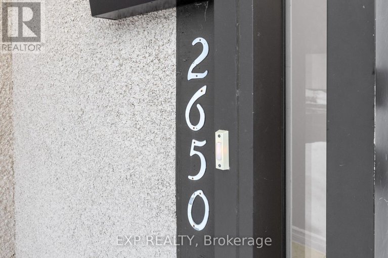 28555628/107-2650-pimlico-crescent/emerald-woodssawmill-creek/ottawa/ontario/K1T2A8_4